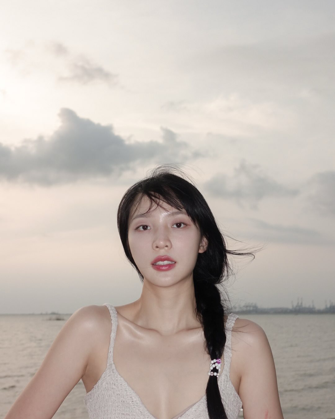 แจน -  พลอยชมพู ศุภทรัพย์