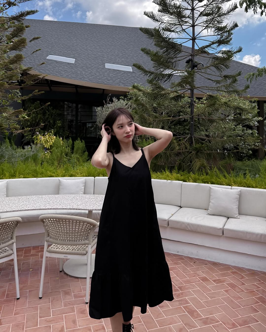 แจน -  พลอยชมพู ศุภทรัพย์