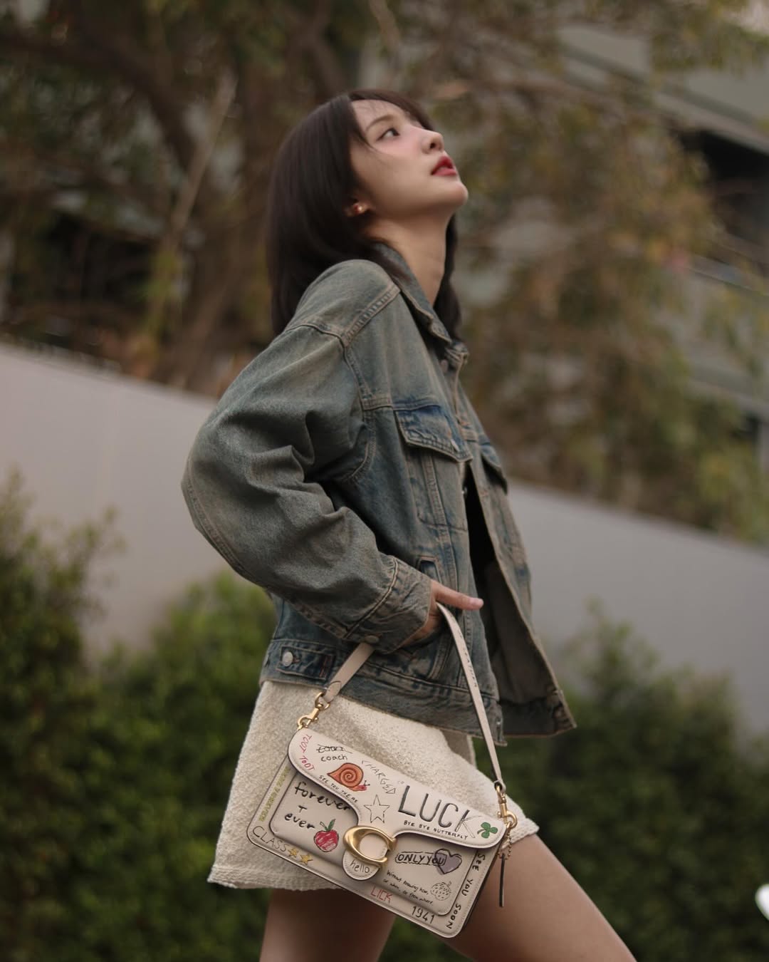 แจน -  พลอยชมพู ศุภทรัพย์