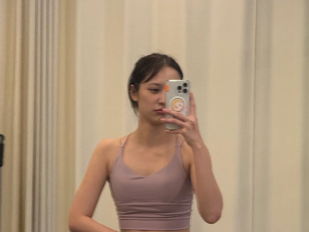 แจน -  พลอยชมพู ศุภทรัพย์