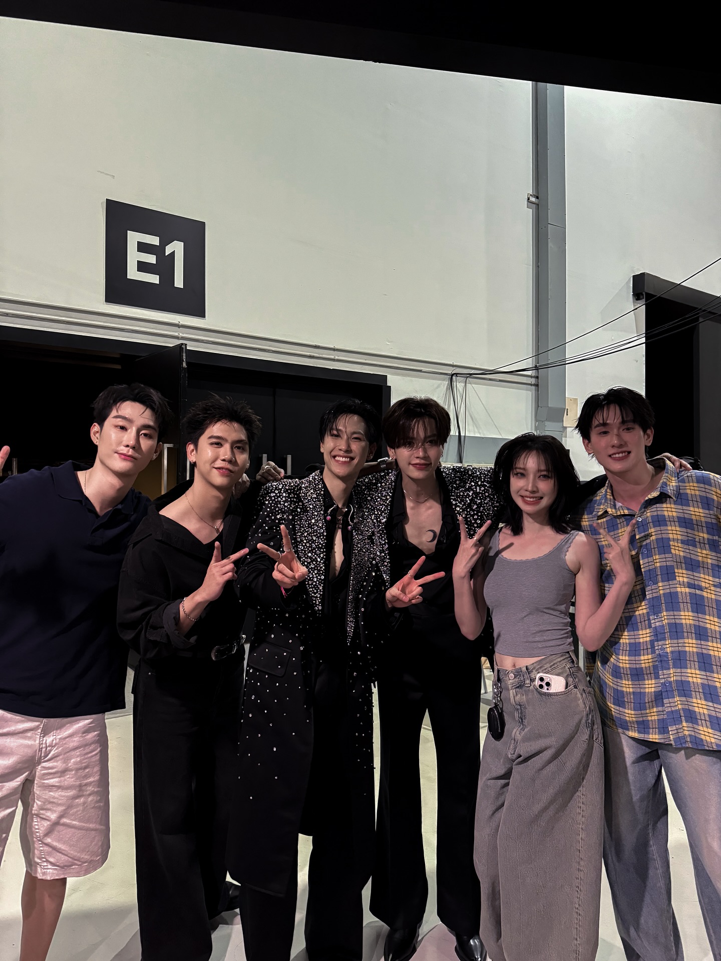 แจน -  พลอยชมพู ศุภทรัพย์