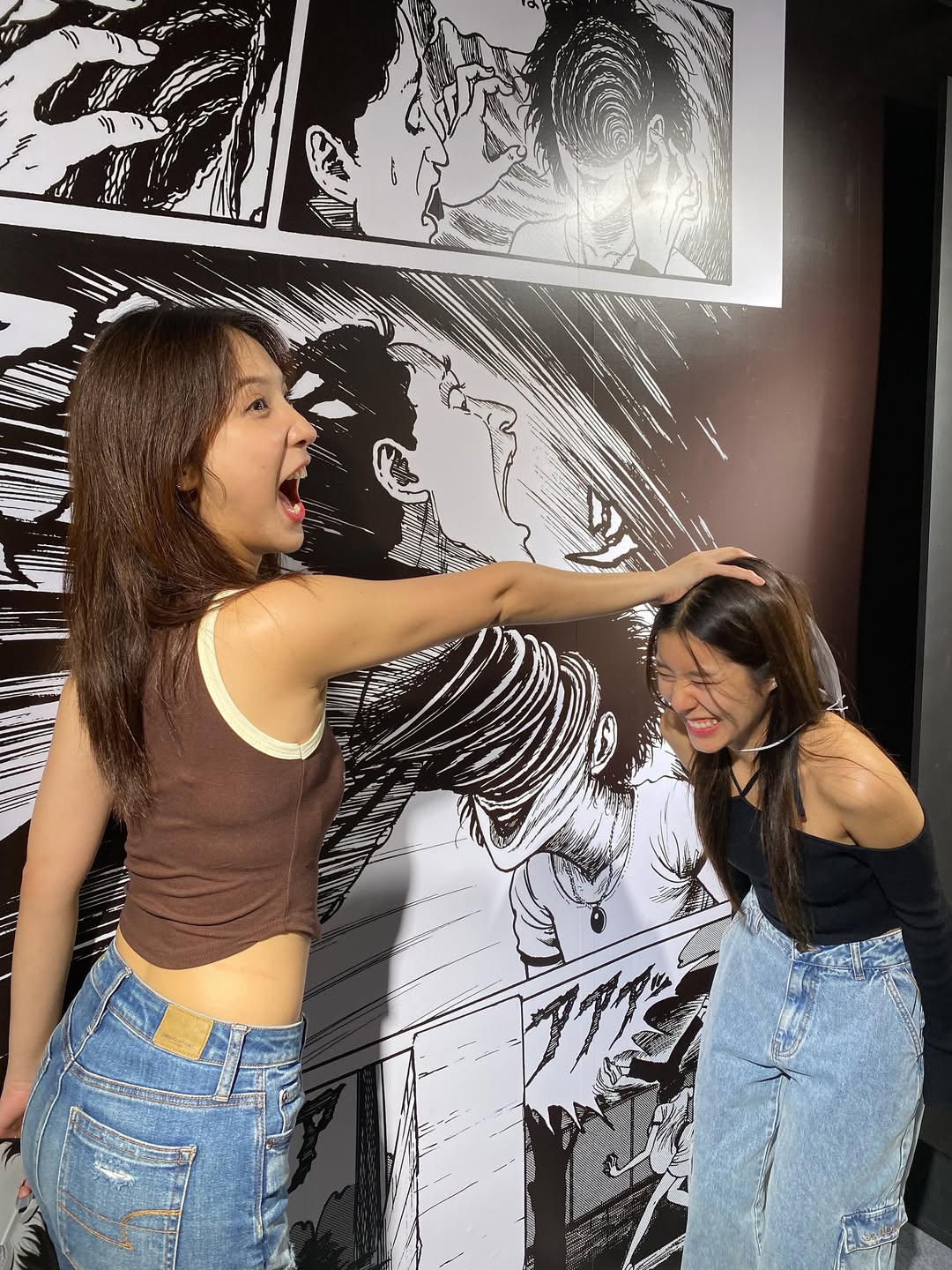 แจน -  พลอยชมพู ศุภทรัพย์