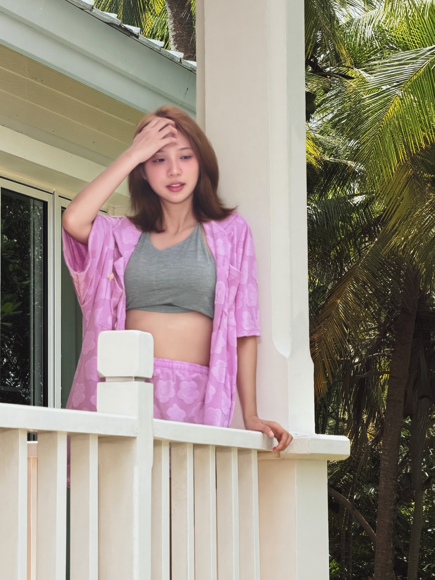 แจน -  พลอยชมพู ศุภทรัพย์