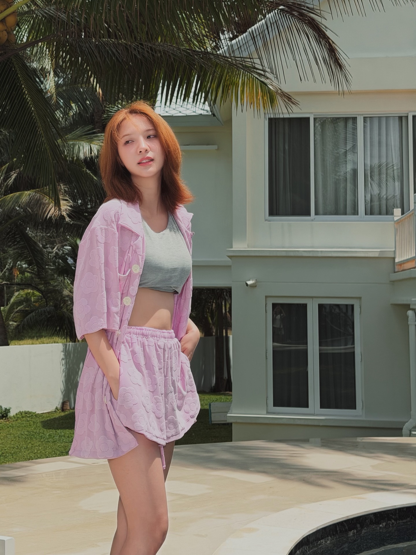 แจน -  พลอยชมพู ศุภทรัพย์