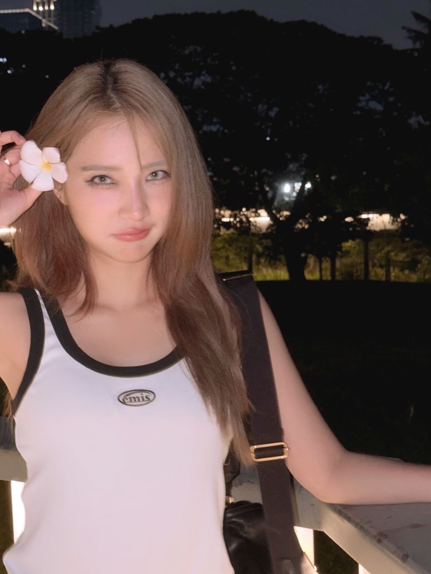 แจน -  พลอยชมพู ศุภทรัพย์