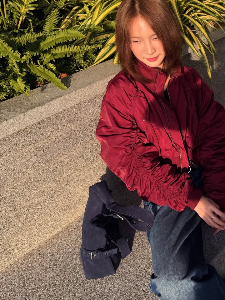 แจน -  พลอยชมพู ศุภทรัพย์