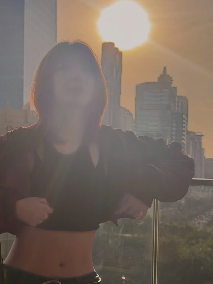 แจน -  พลอยชมพู ศุภทรัพย์