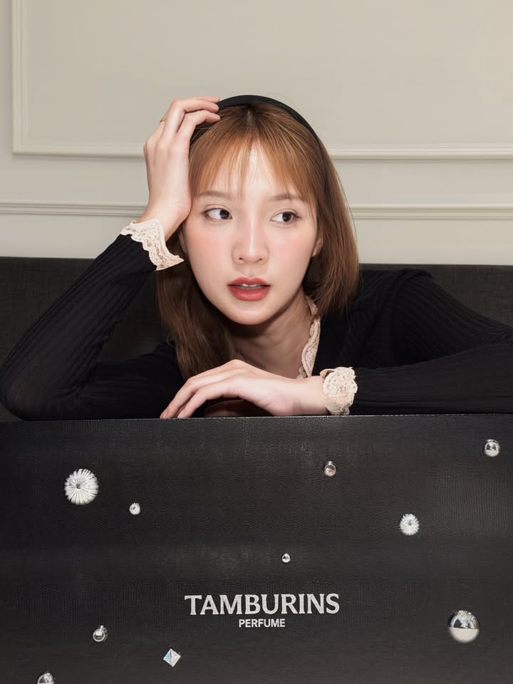 แจน -  พลอยชมพู ศุภทรัพย์