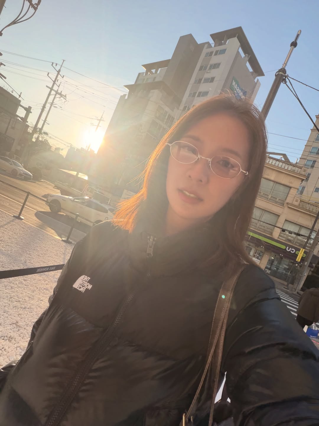 แจน -  พลอยชมพู ศุภทรัพย์