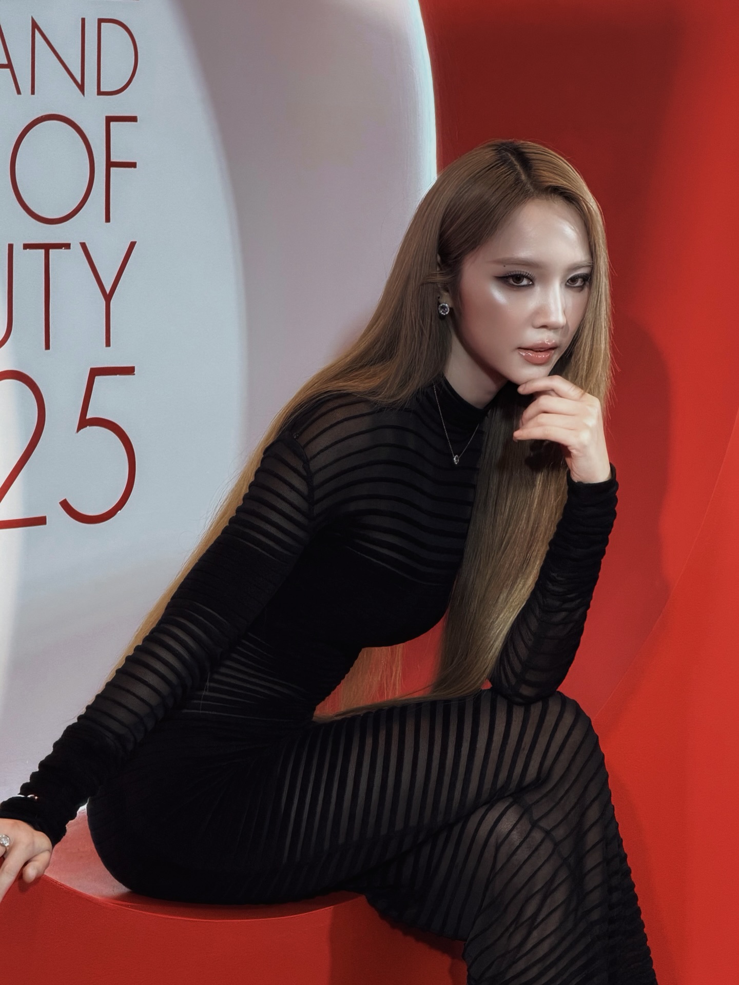 แจน -  พลอยชมพู ศุภทรัพย์