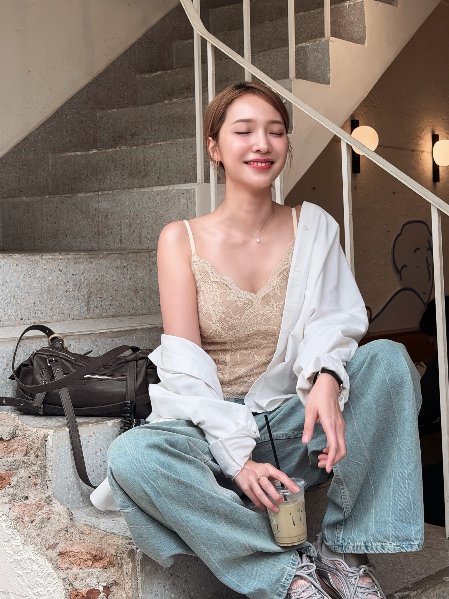 แจน -  พลอยชมพู ศุภทรัพย์