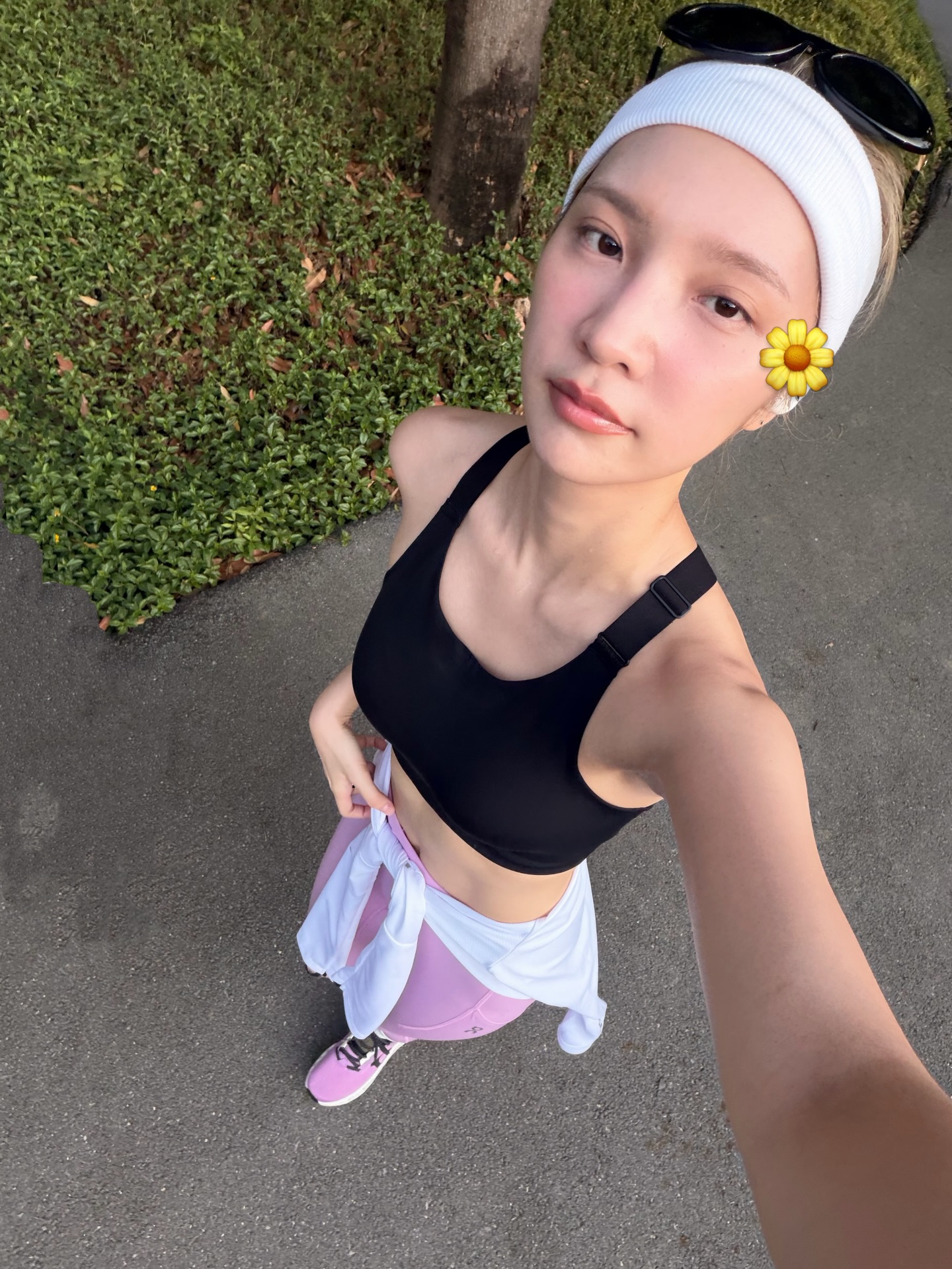 แจน -  พลอยชมพู ศุภทรัพย์