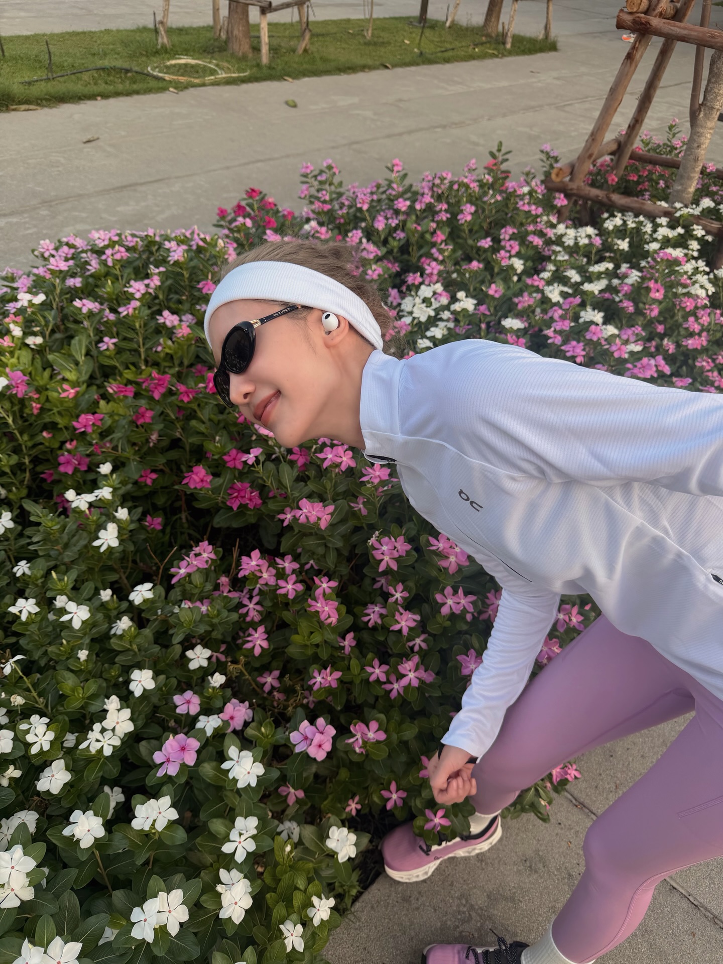 แจน -  พลอยชมพู ศุภทรัพย์