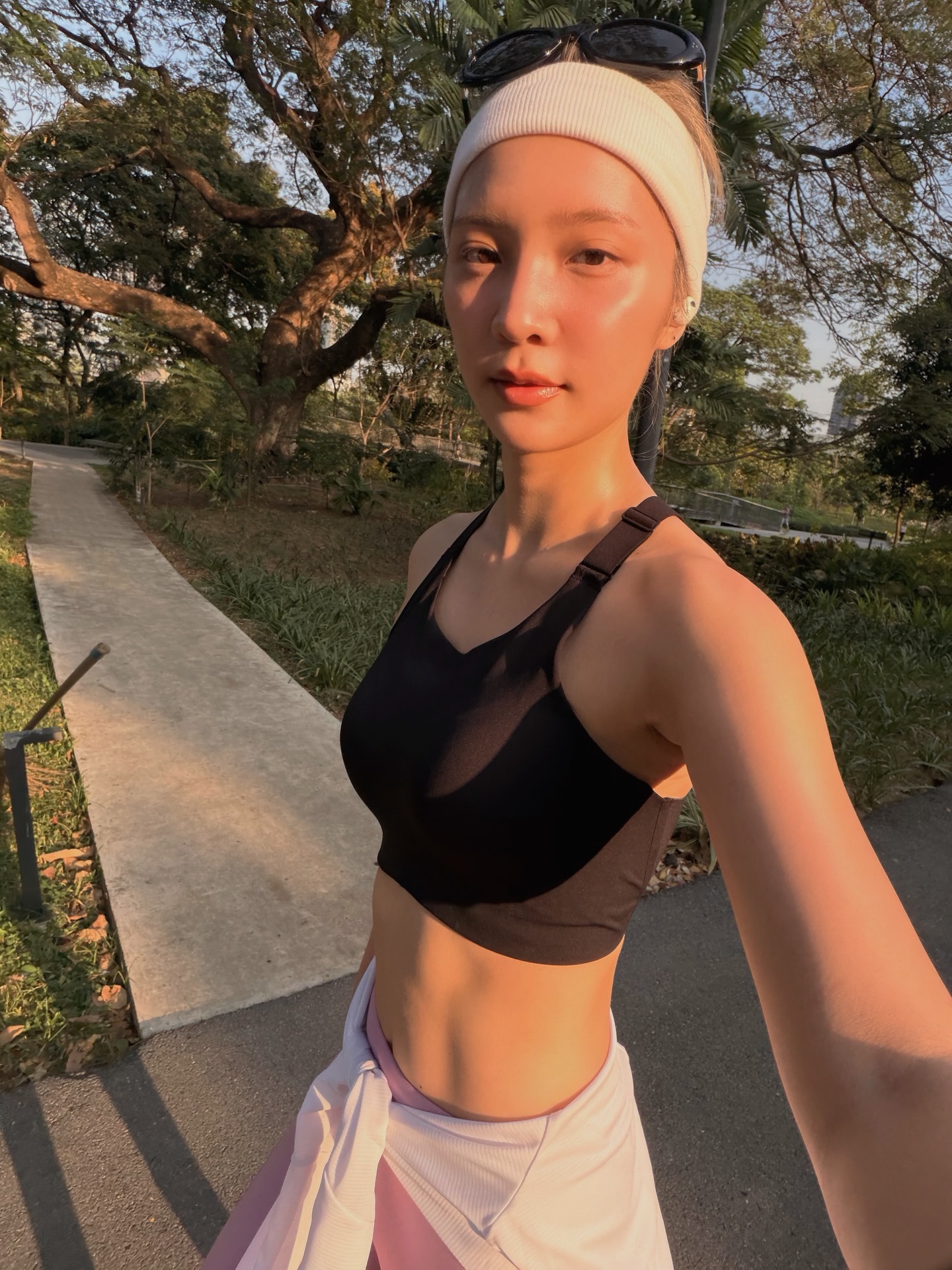 แจน -  พลอยชมพู ศุภทรัพย์