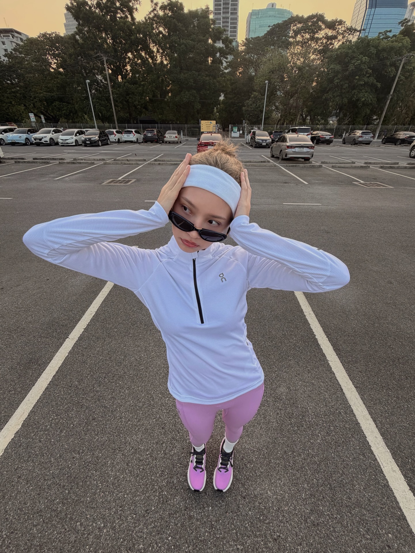 แจน -  พลอยชมพู ศุภทรัพย์