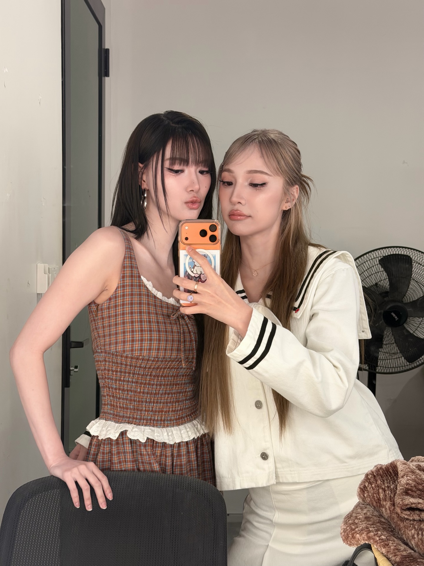 แจน -  พลอยชมพู ศุภทรัพย์