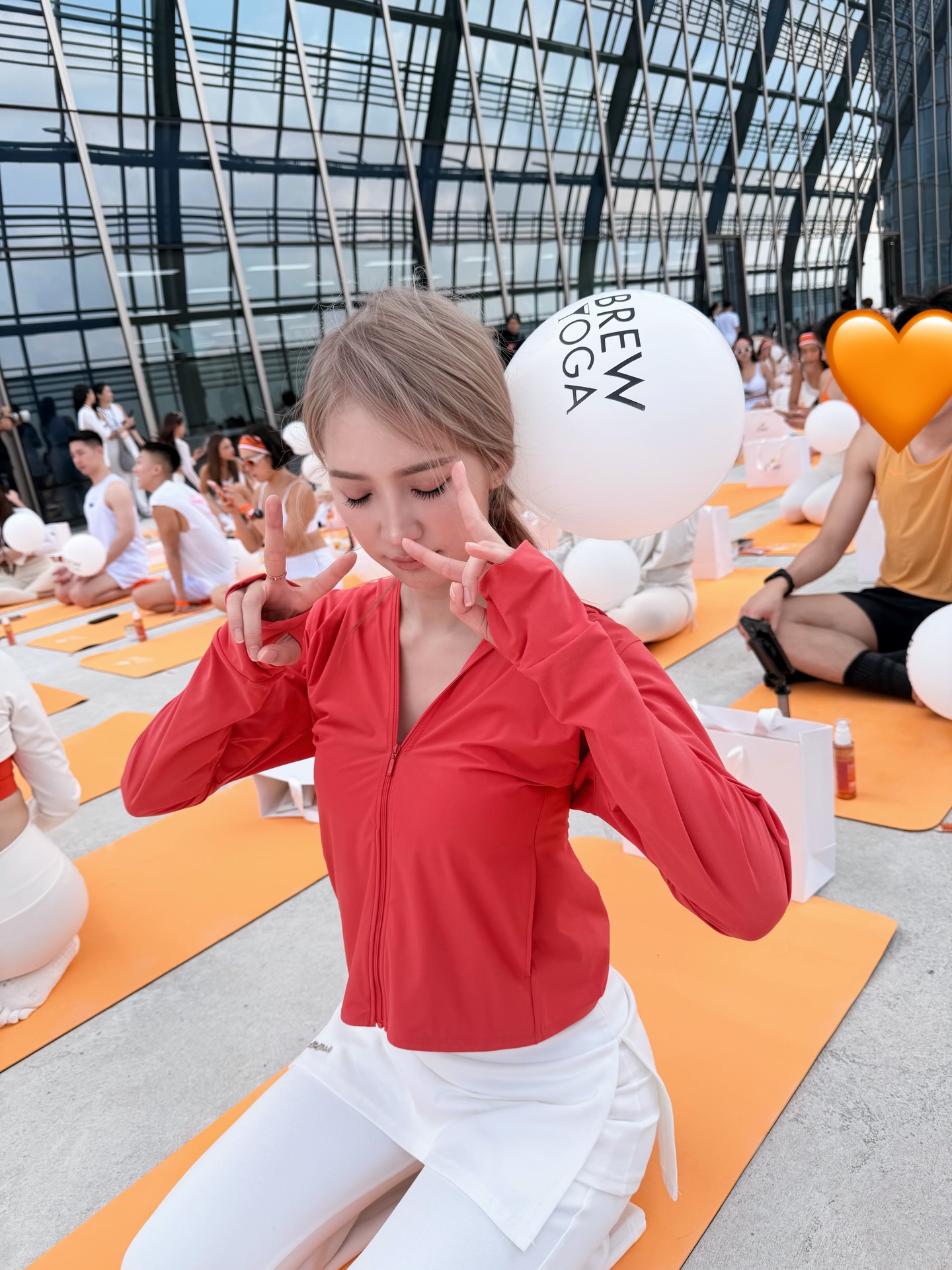 แจน -  พลอยชมพู ศุภทรัพย์