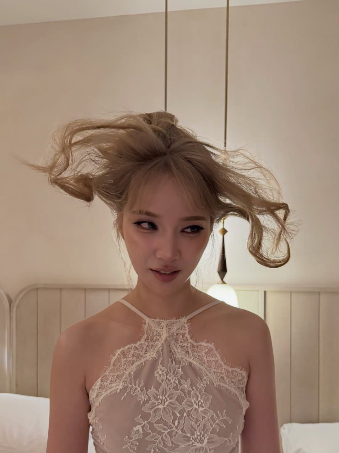 แจน -  พลอยชมพู ศุภทรัพย์