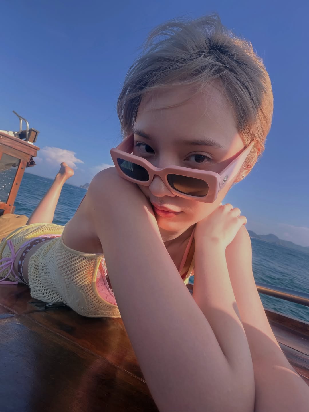 แจน -  พลอยชมพู ศุภทรัพย์