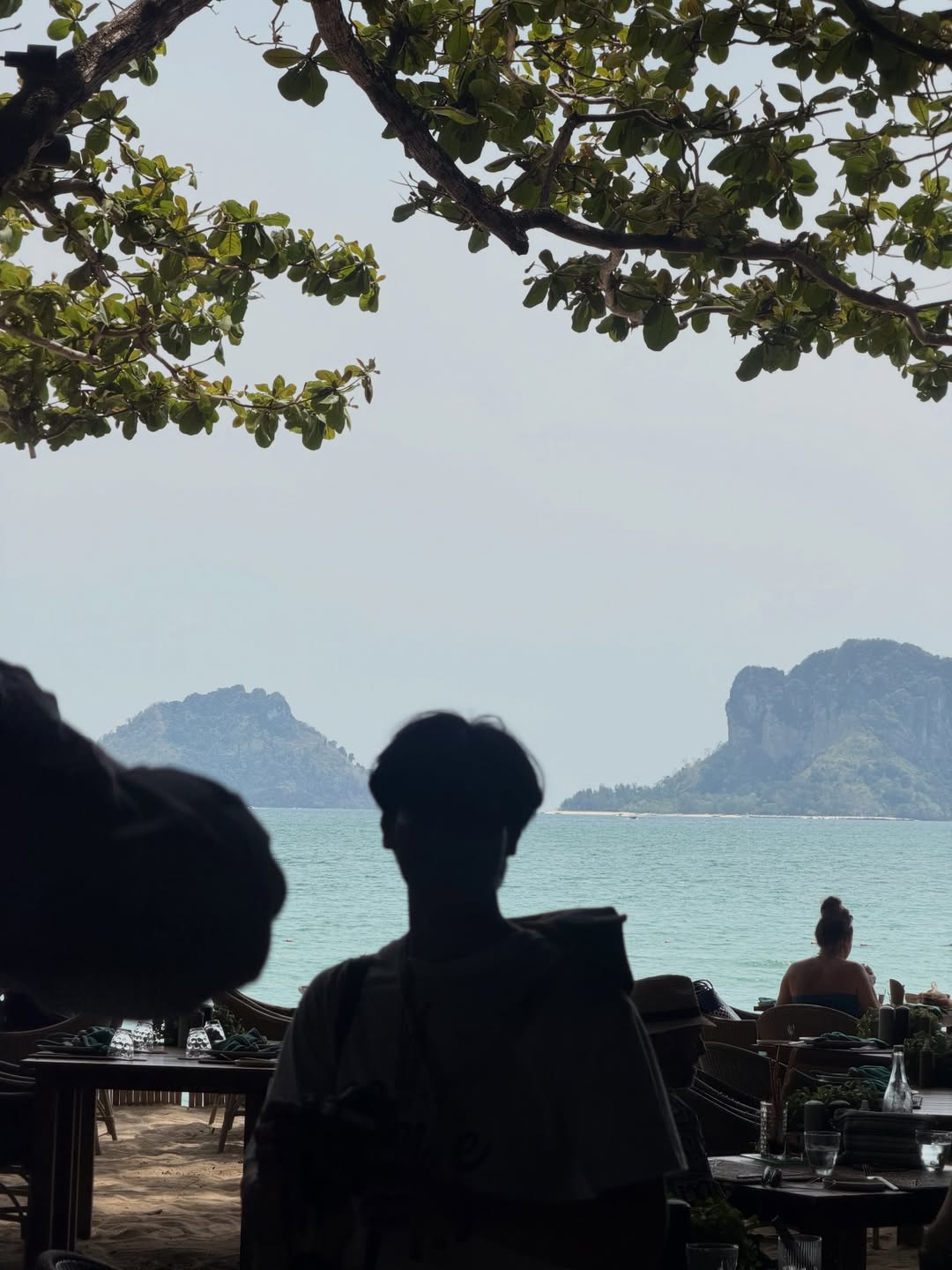แจน -  พลอยชมพู ศุภทรัพย์