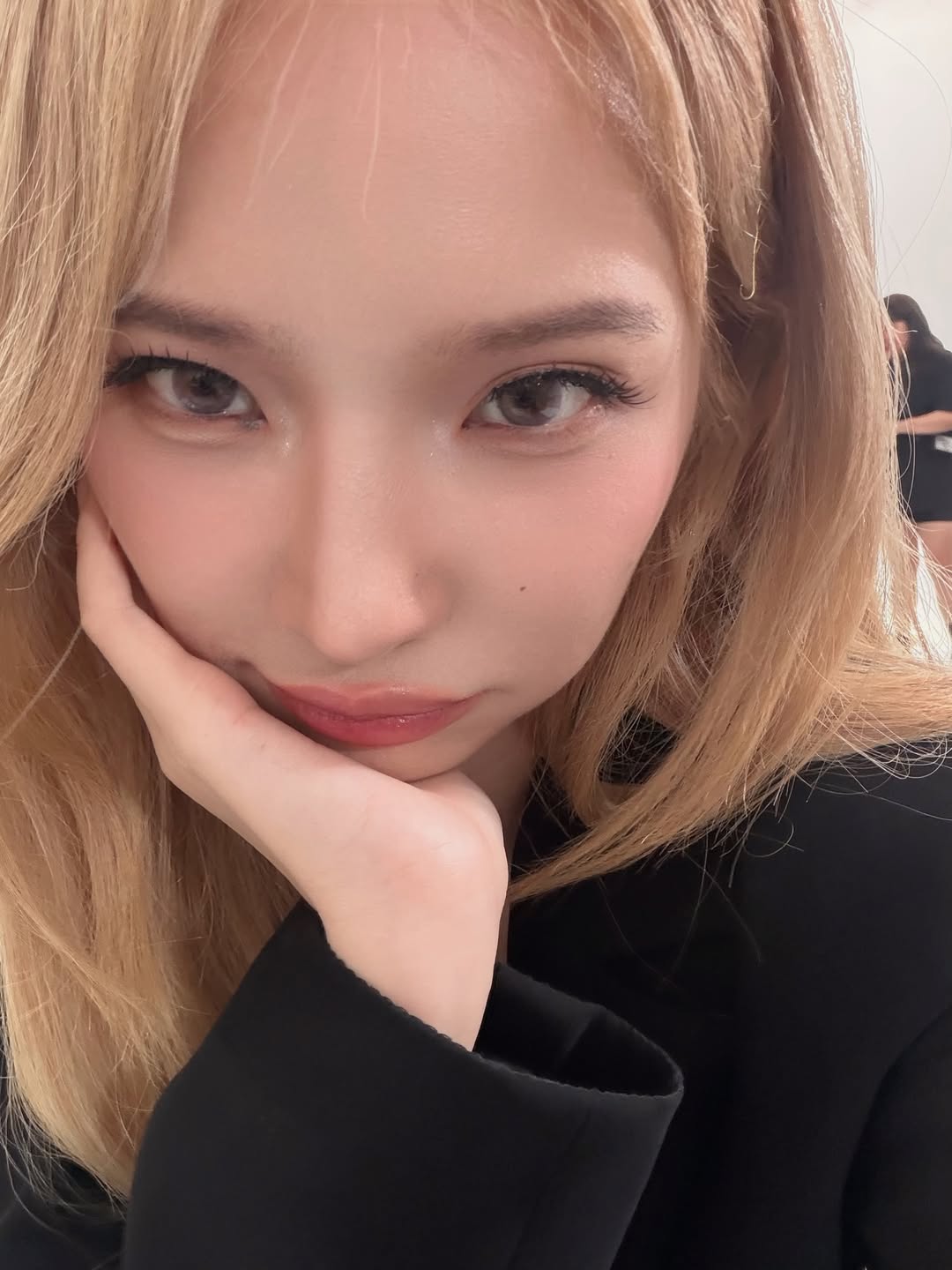 แจน -  พลอยชมพู ศุภทรัพย์