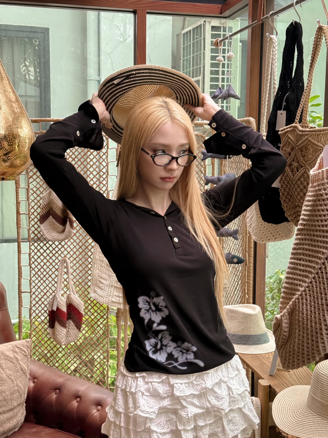 แจน -  พลอยชมพู ศุภทรัพย์