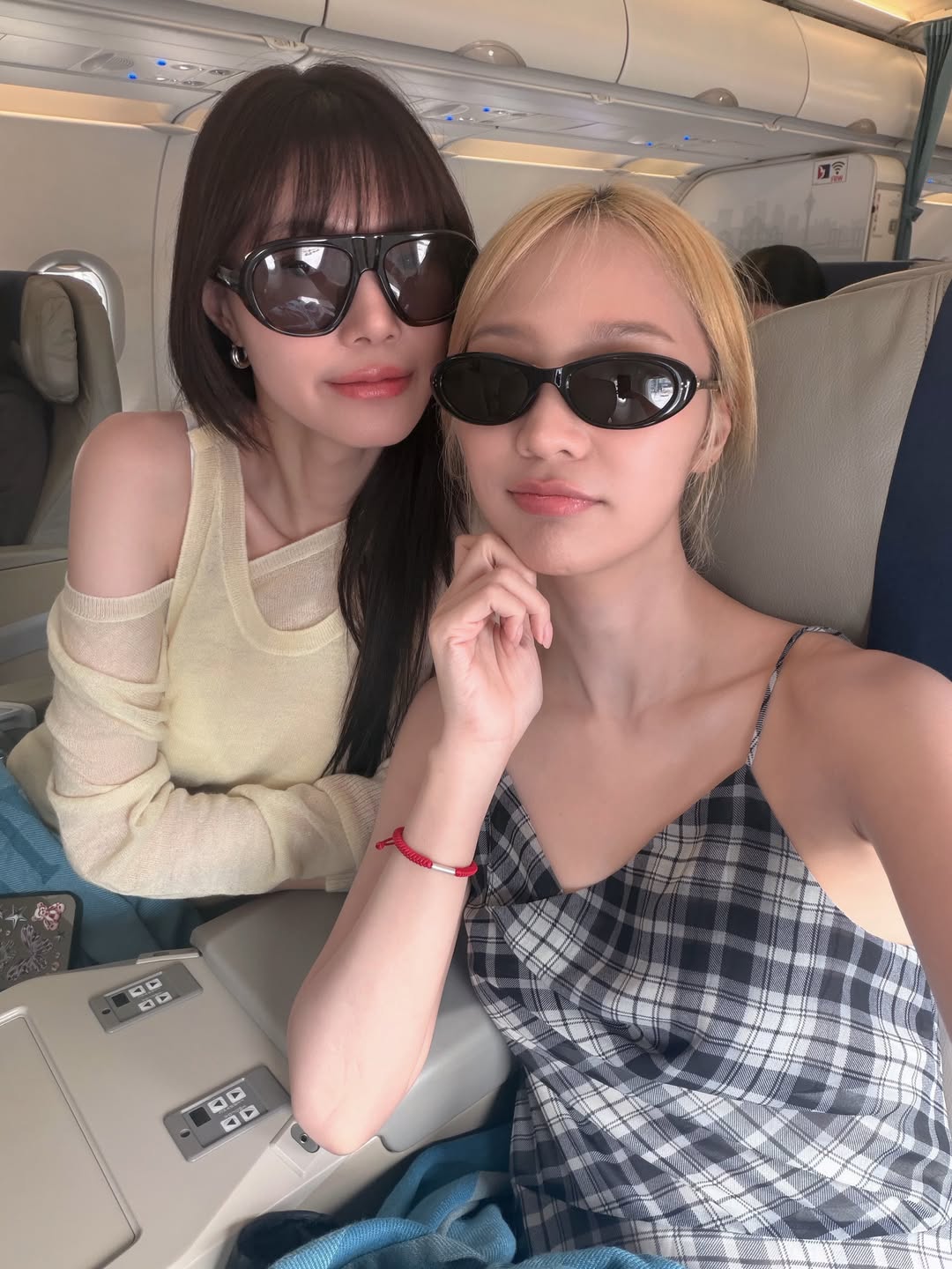 แจน -  พลอยชมพู ศุภทรัพย์