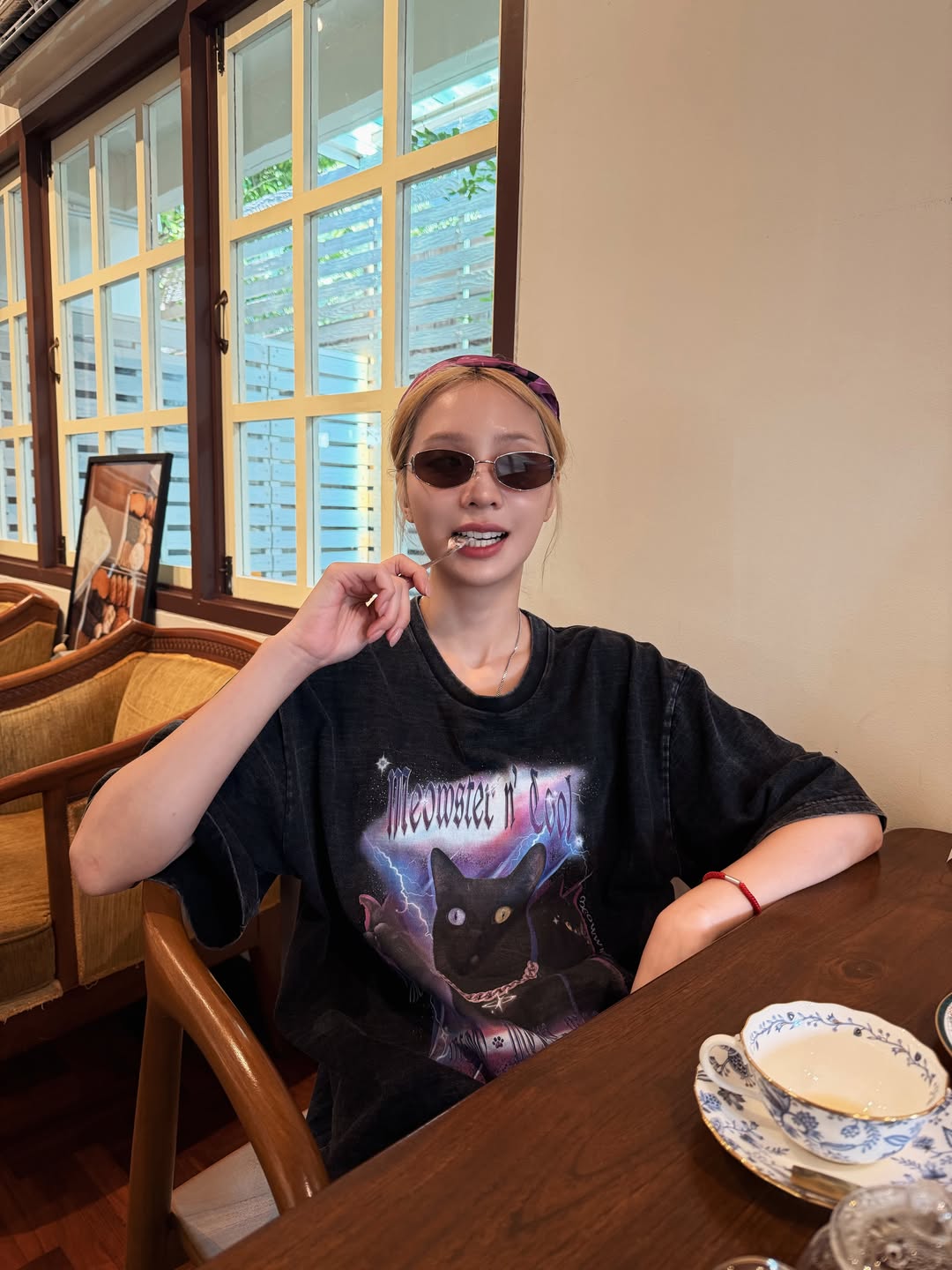 แจน -  พลอยชมพู ศุภทรัพย์