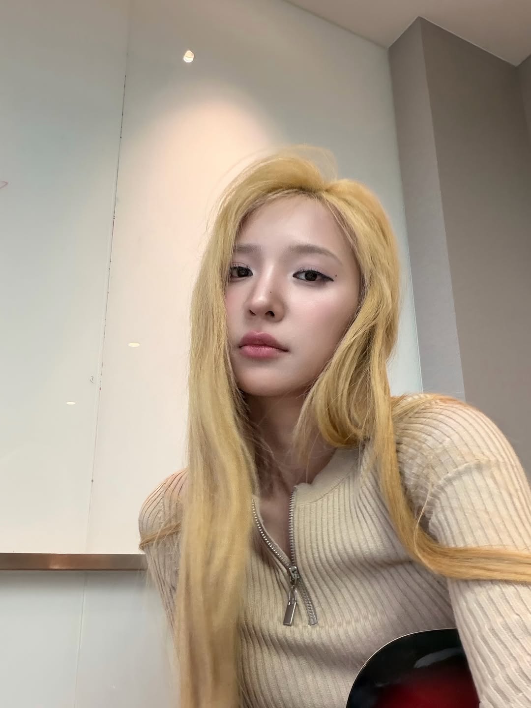 แจน -  พลอยชมพู ศุภทรัพย์