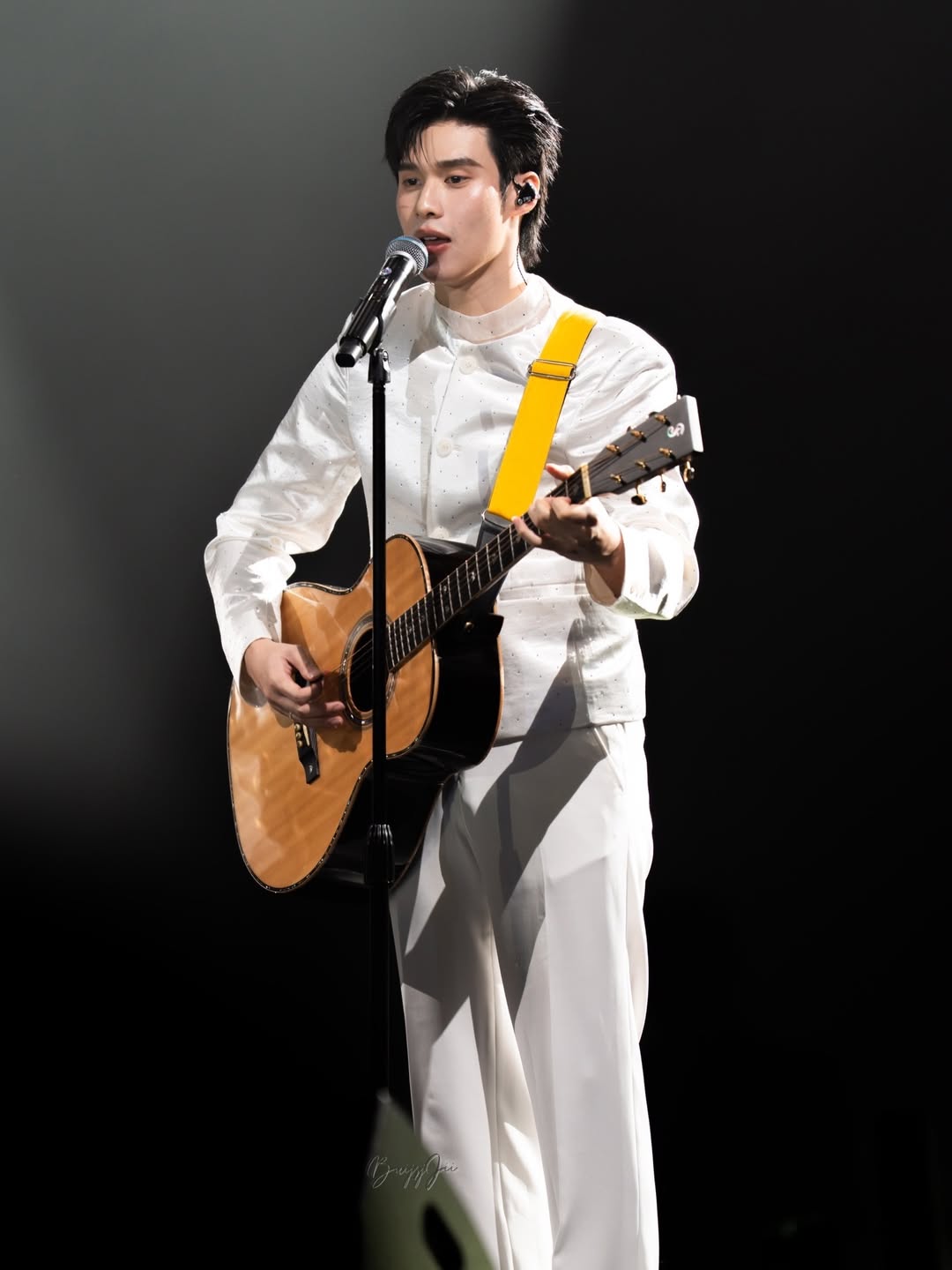 พีค - ภีมพล พาณิชย์ธำรง