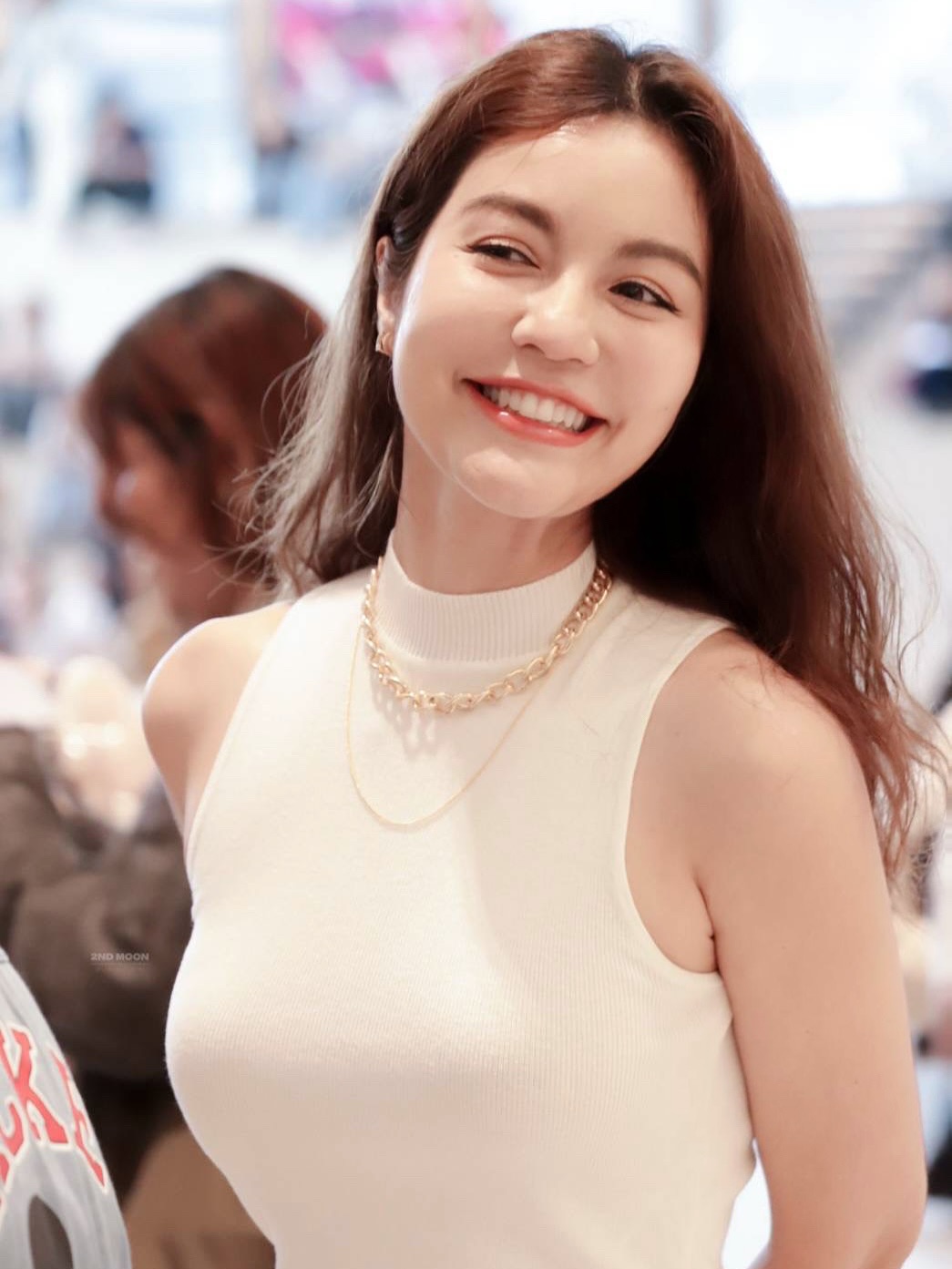 เอ๋ - มณีรัตน์ คำอ้วน