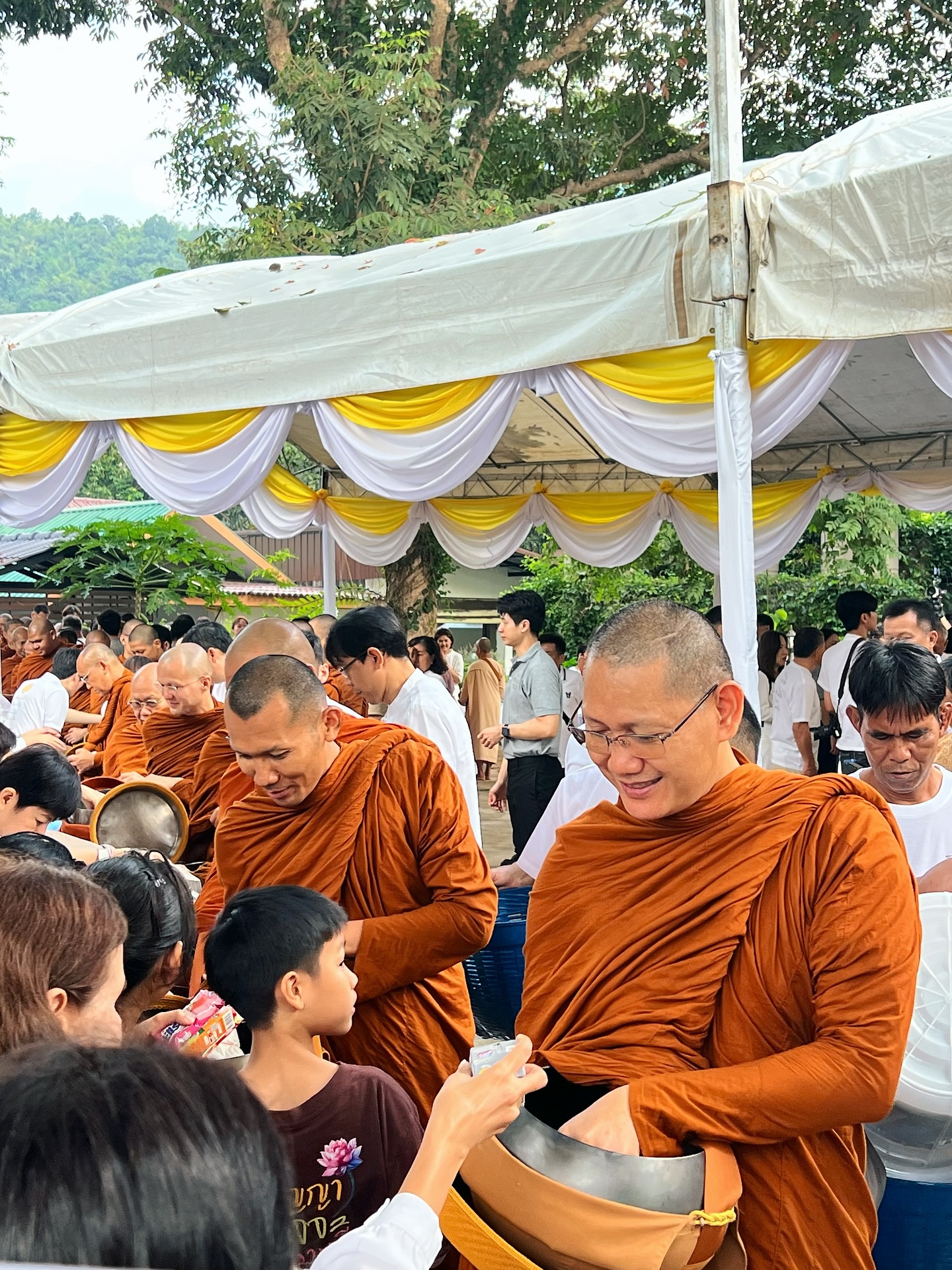 เอ๋ - มณีรัตน์ คำอ้วน