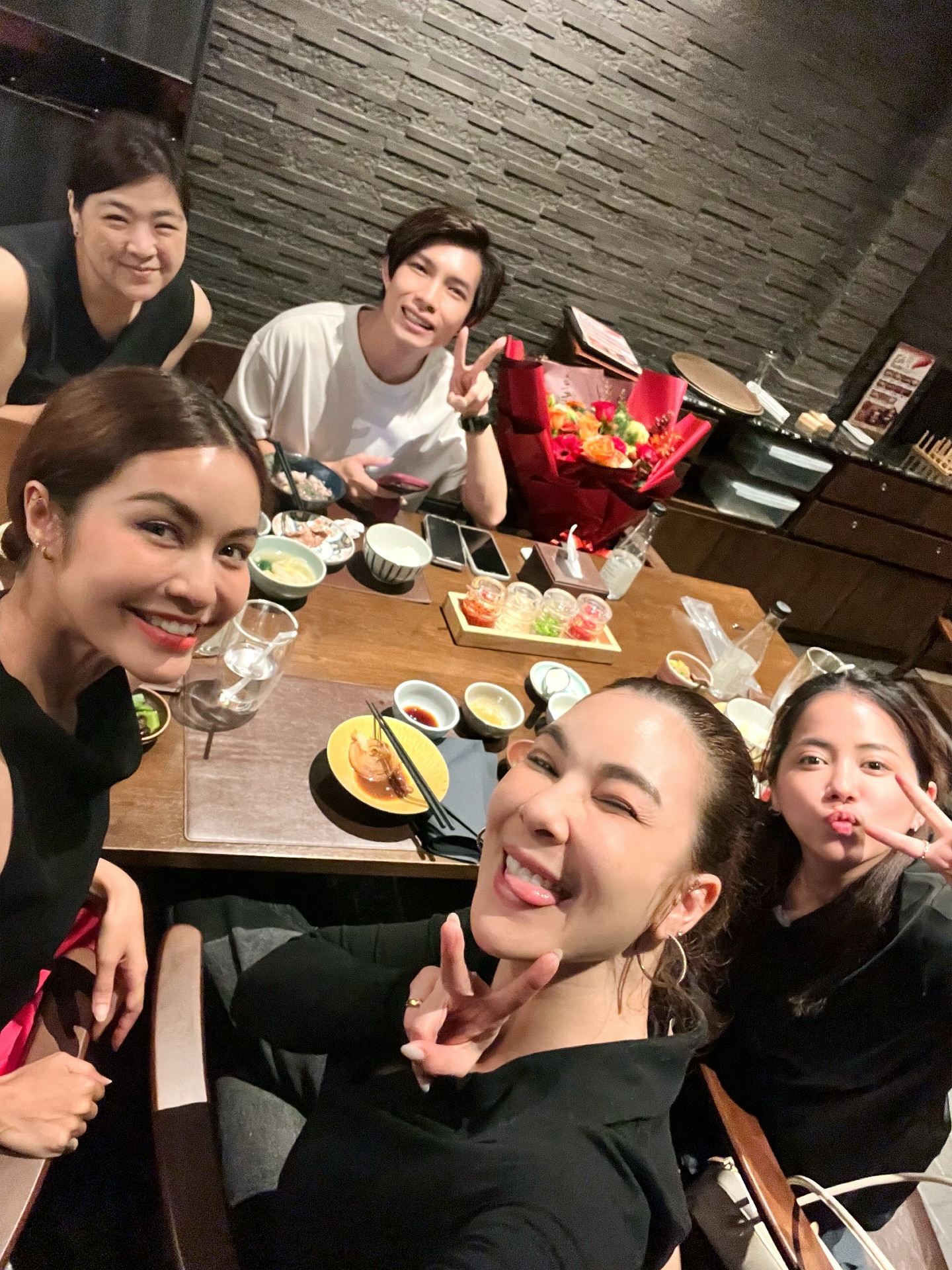 เอ๋ - มณีรัตน์ คำอ้วน