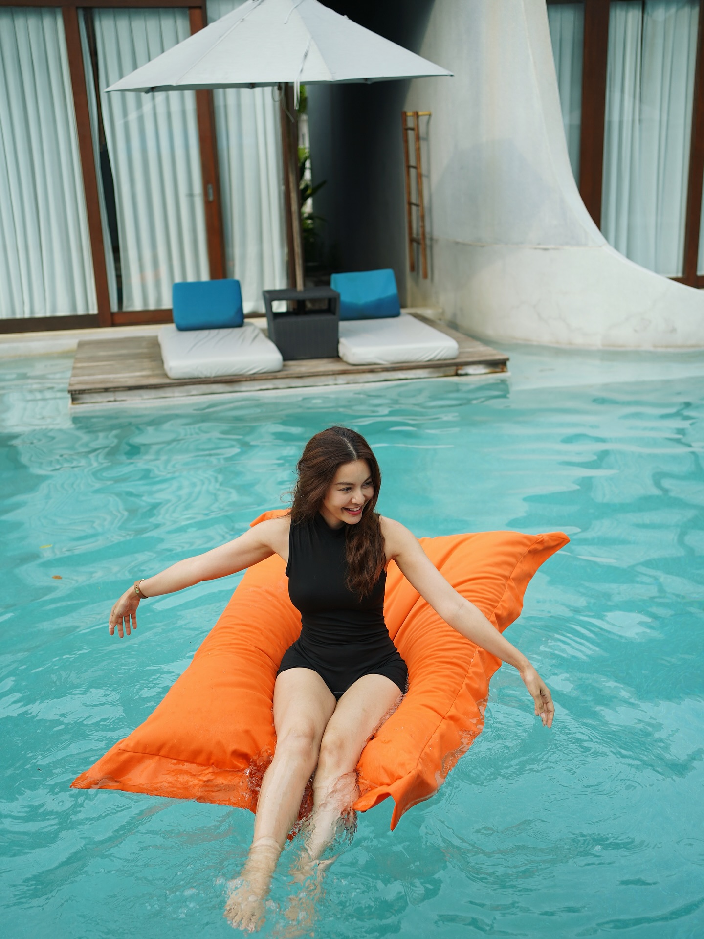 เอ๋ - มณีรัตน์ คำอ้วน