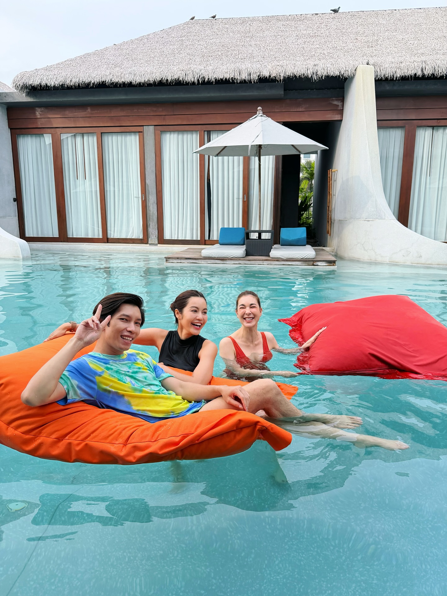 เอ๋ - มณีรัตน์ คำอ้วน