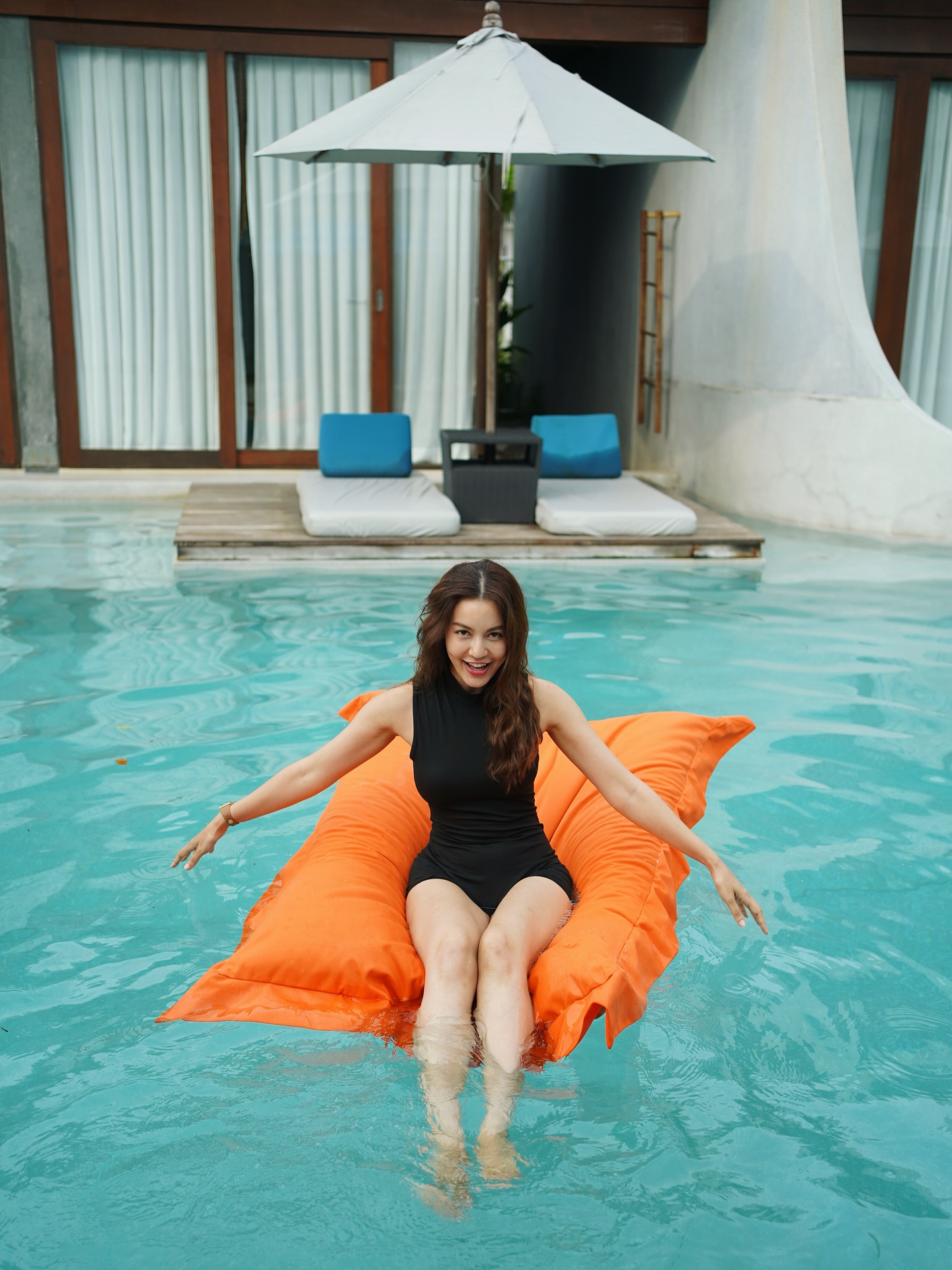 เอ๋ - มณีรัตน์ คำอ้วน