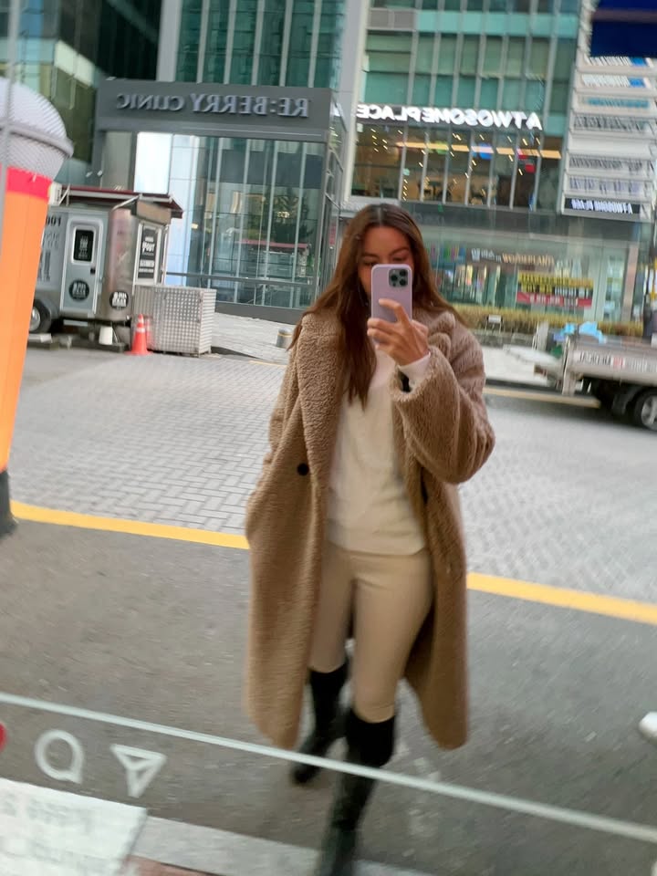 เอ๋ - มณีรัตน์ คำอ้วน