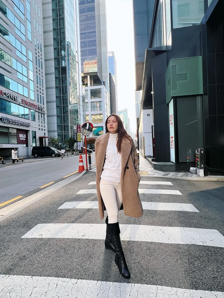 เอ๋ - มณีรัตน์ คำอ้วน