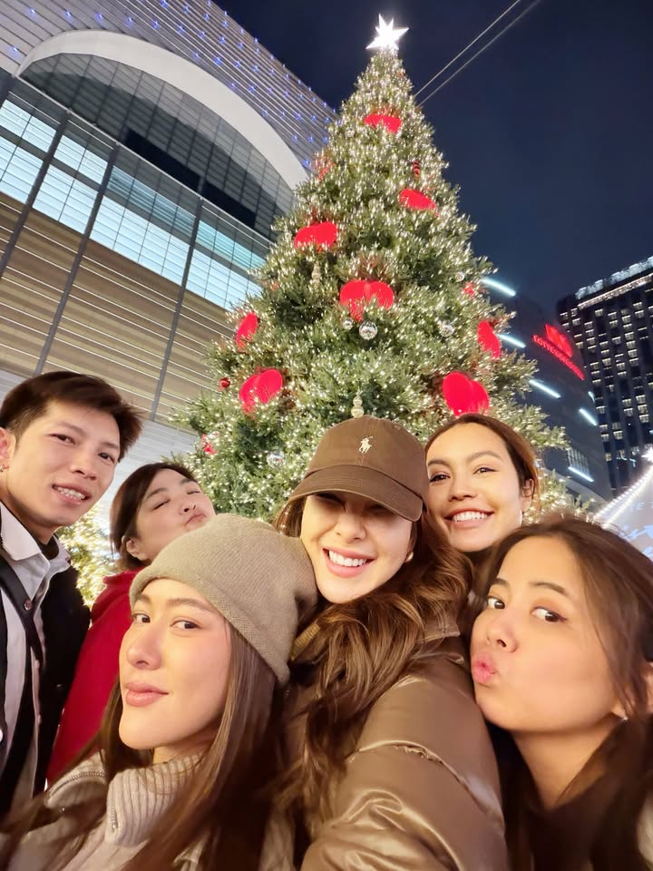 เอ๋ - มณีรัตน์ คำอ้วน