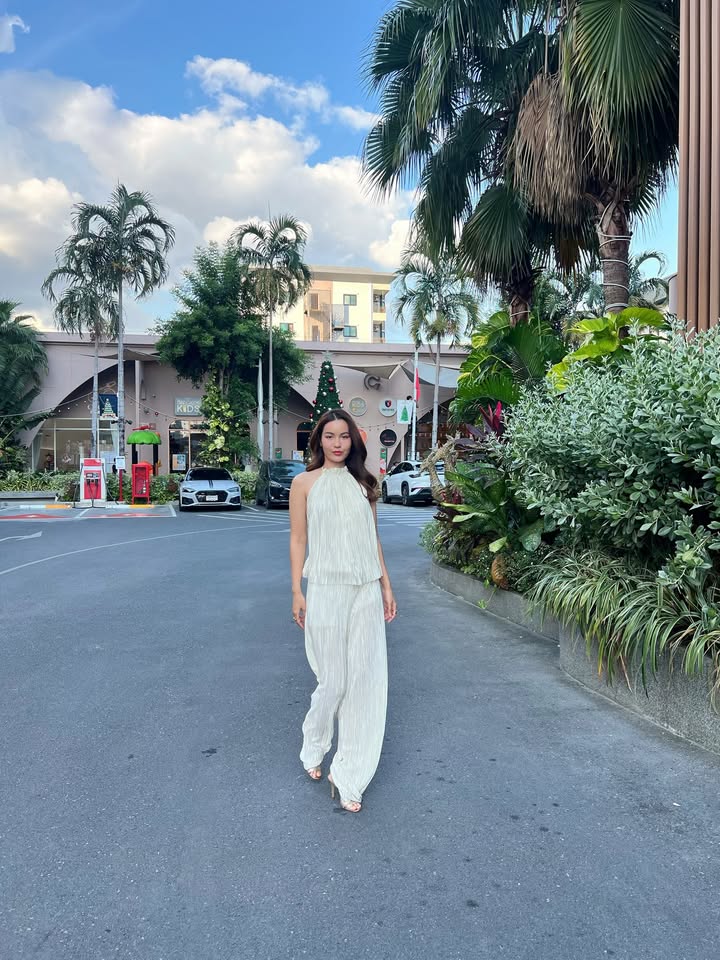 เอ๋ - มณีรัตน์ คำอ้วน