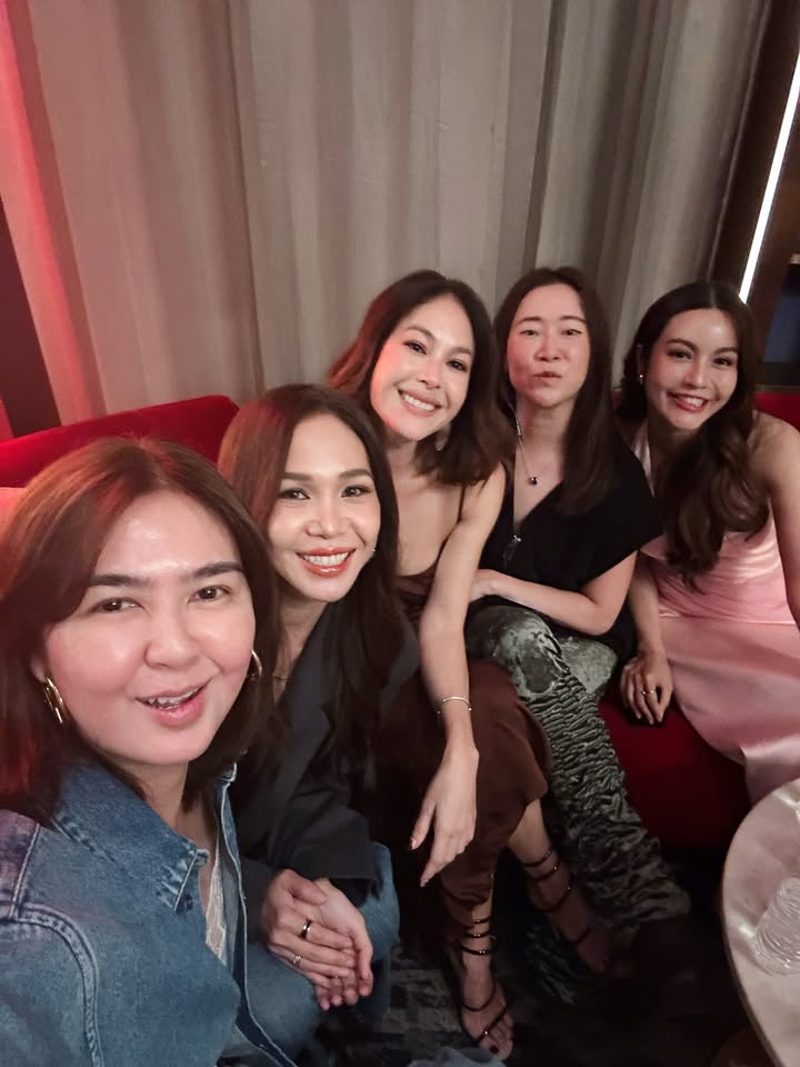 เอ๋ - มณีรัตน์ คำอ้วน