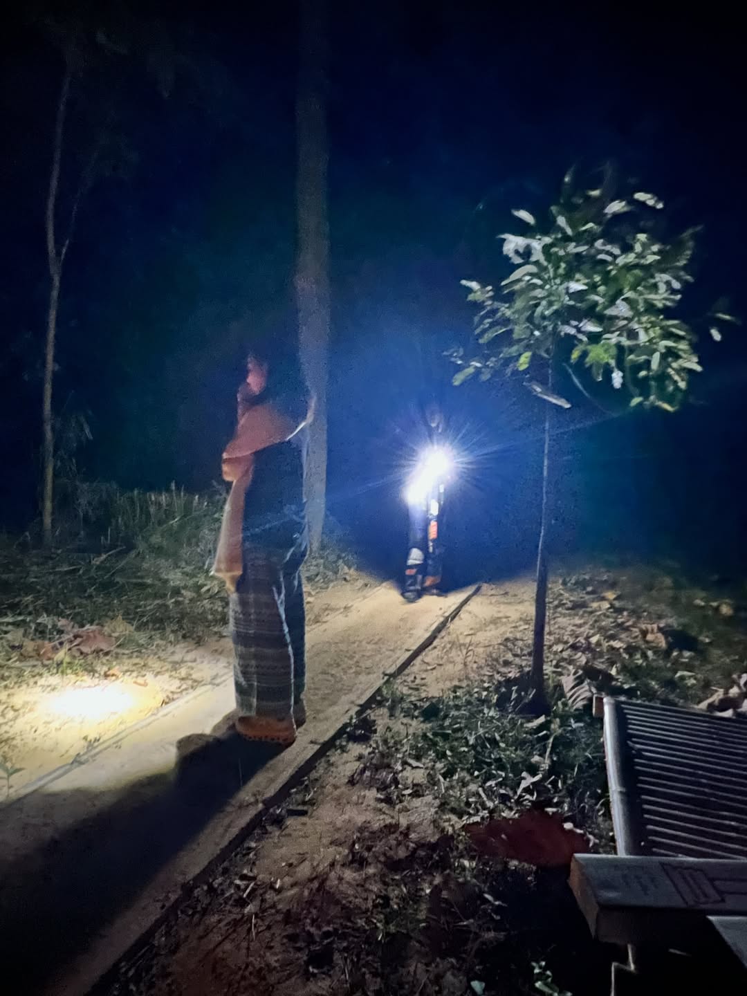 เอ๋ - มณีรัตน์ คำอ้วน