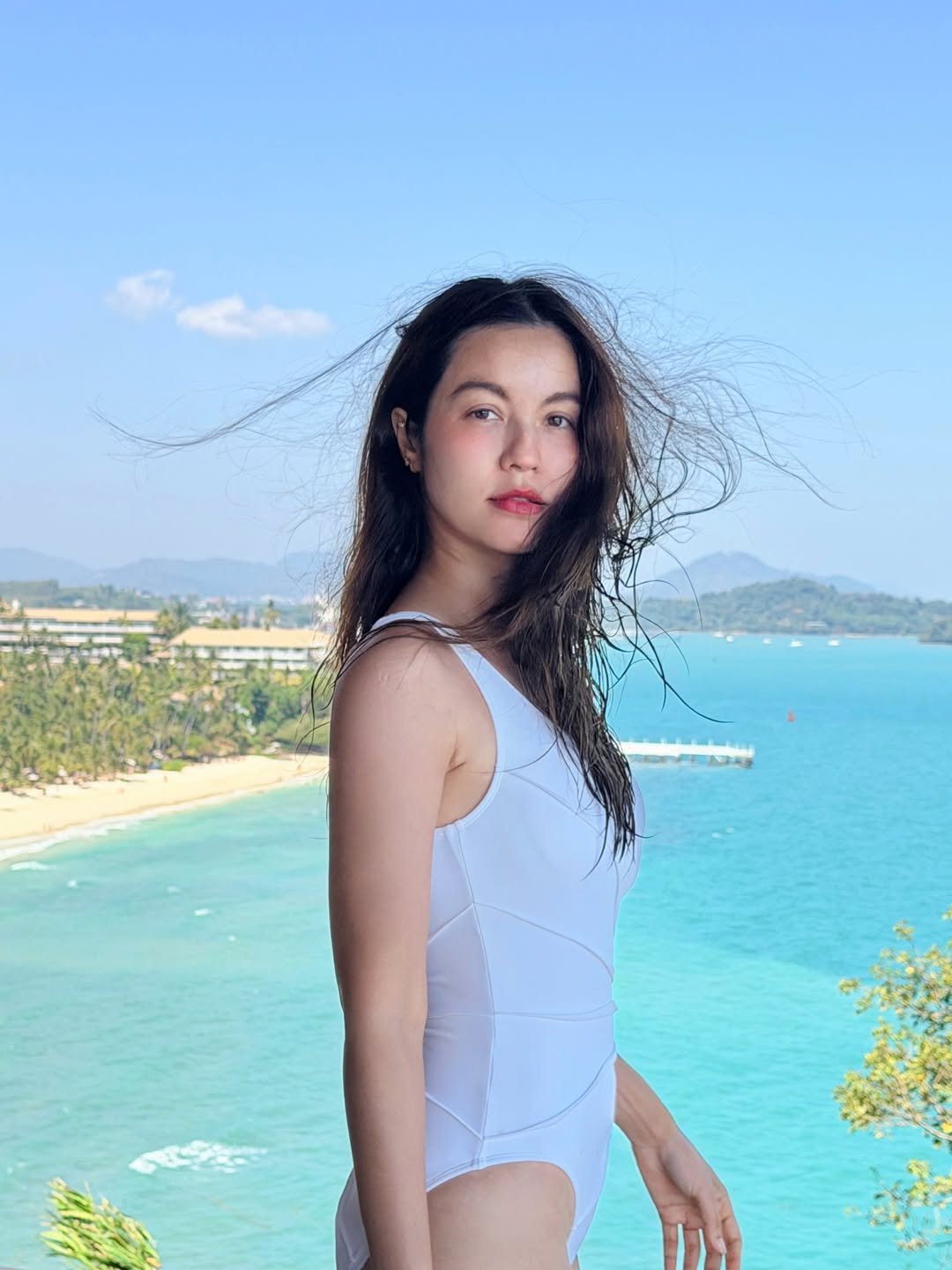 เอ๋ - มณีรัตน์ คำอ้วน