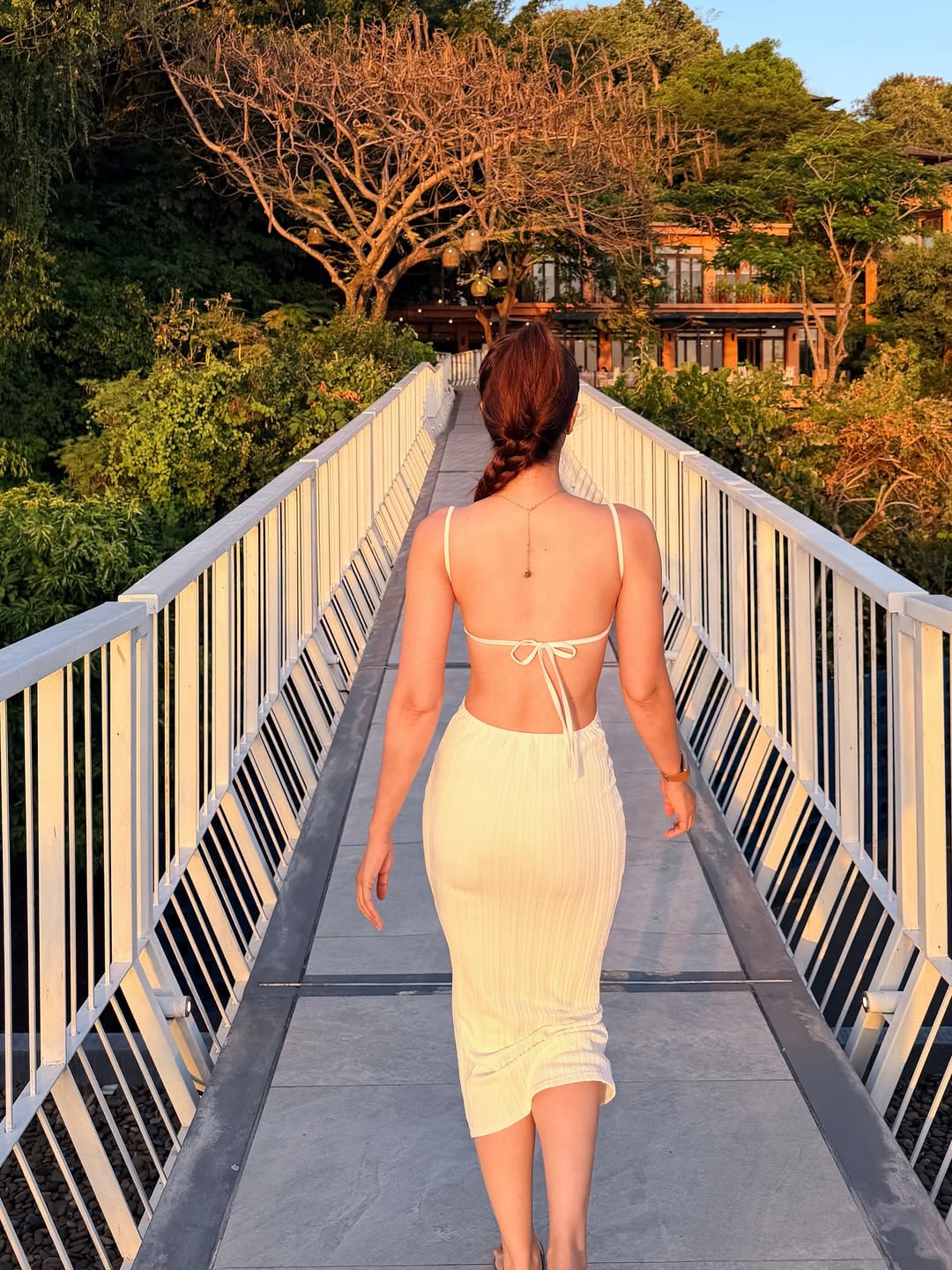 เอ๋ - มณีรัตน์ คำอ้วน