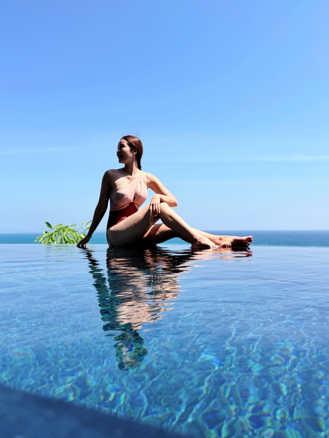 เอ๋ - มณีรัตน์ คำอ้วน