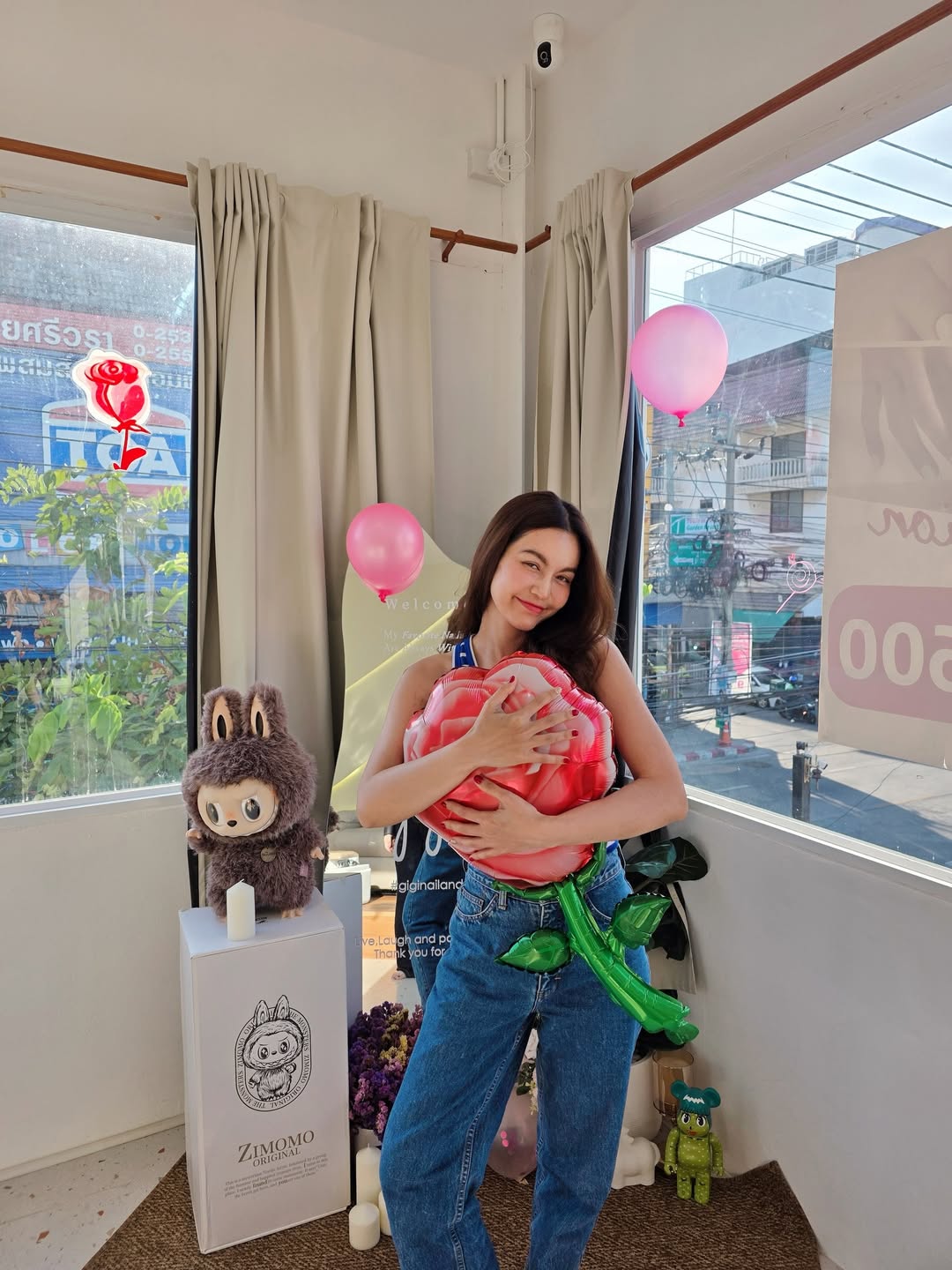 เอ๋ - มณีรัตน์ คำอ้วน