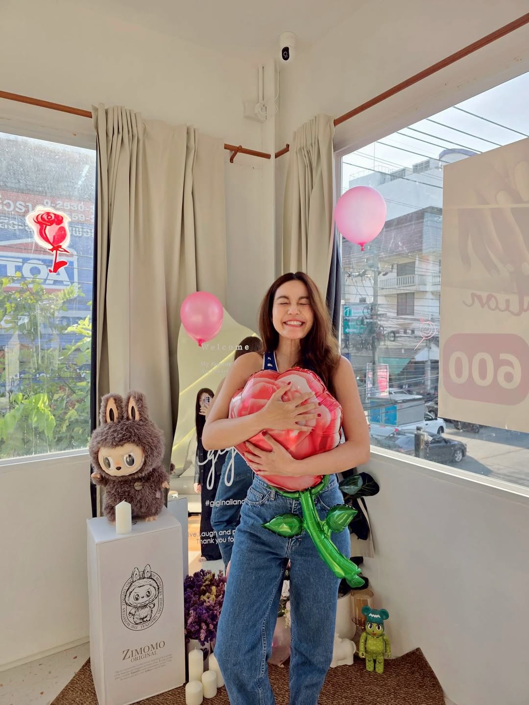 เอ๋ - มณีรัตน์ คำอ้วน