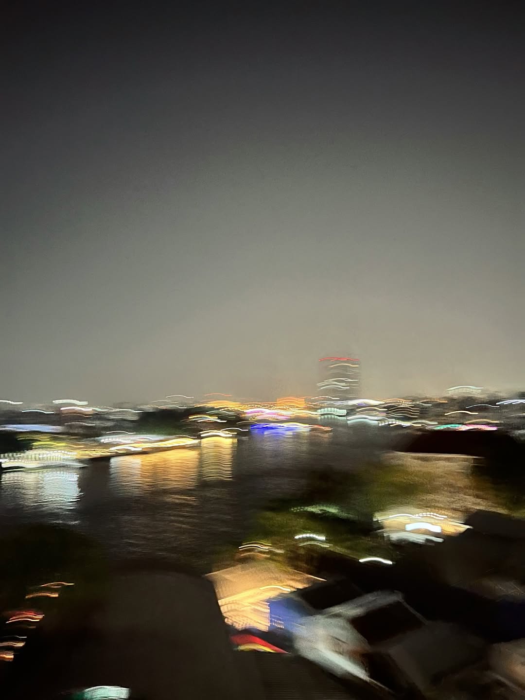 เอ๋ - มณีรัตน์ คำอ้วน