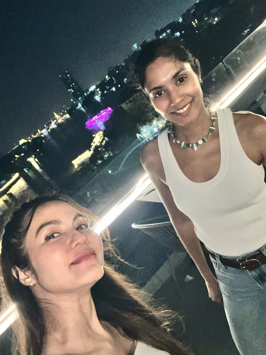 เอ๋ - มณีรัตน์ คำอ้วน