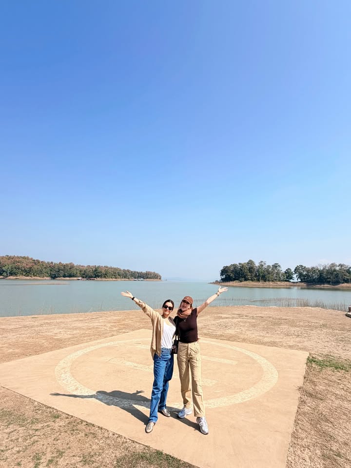 เอ๋ - มณีรัตน์ คำอ้วน